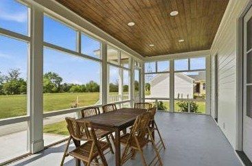 Screened porch