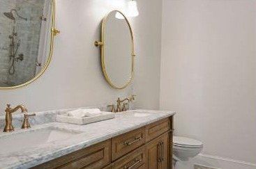 Marble vanity